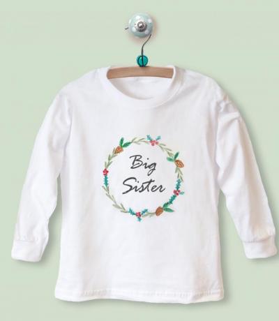 big sister top with wreath